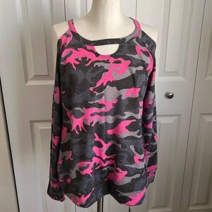 Cold shoulder camo sweatshirt